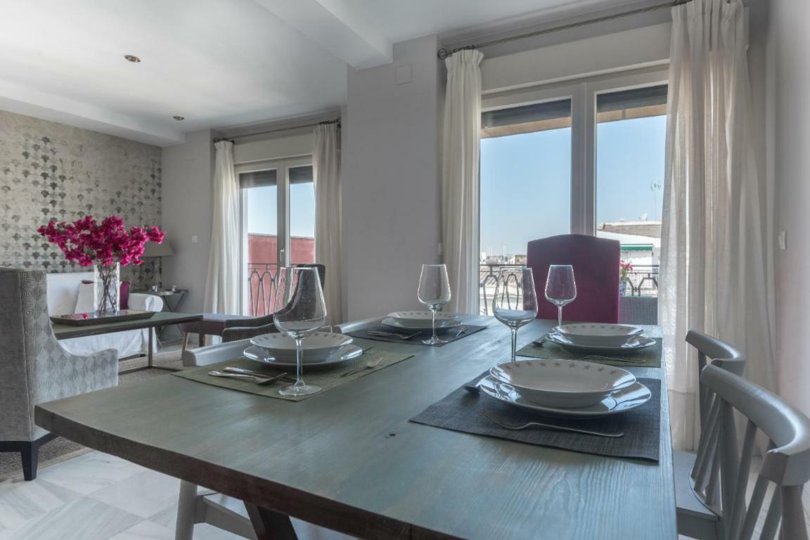 Behouse Avenida Apartment *