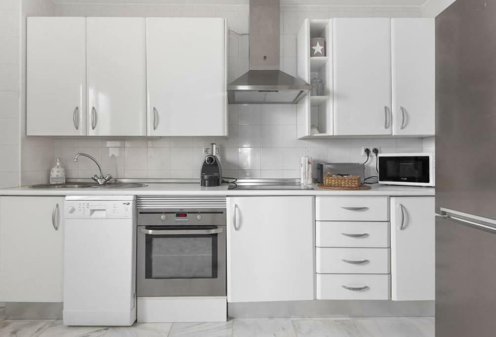 Behouse Avenida Seville