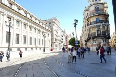 Behouse Avenida Seville